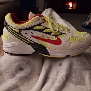 Mens NIKE Legend Essentials 3